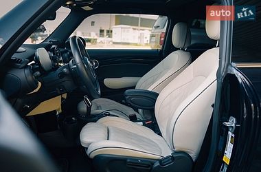 Хэтчбек MINI Electric 2021 в Киеве