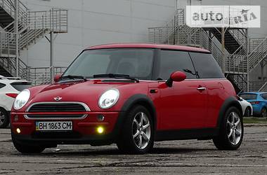 Хэтчбек MINI Hatch 2004 в Одессе