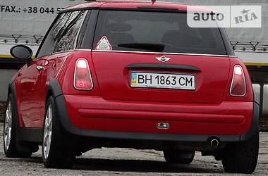 Хэтчбек MINI Hatch 2004 в Одессе