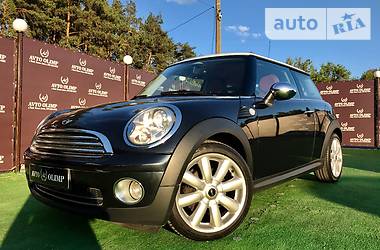 Хэтчбек MINI Hatch 2009 в Киеве