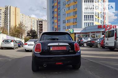 Хетчбек MINI Hatch 2015 в Києві