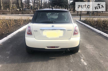 Хэтчбек MINI Hatch 2012 в Покровске