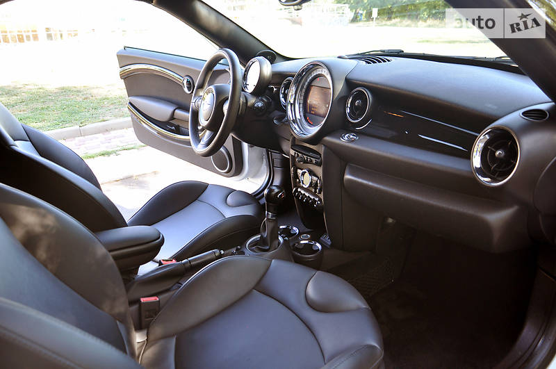 MINI Hatch 2013 в Одесі фото 12 MINI Hatch 2013 в Одесі