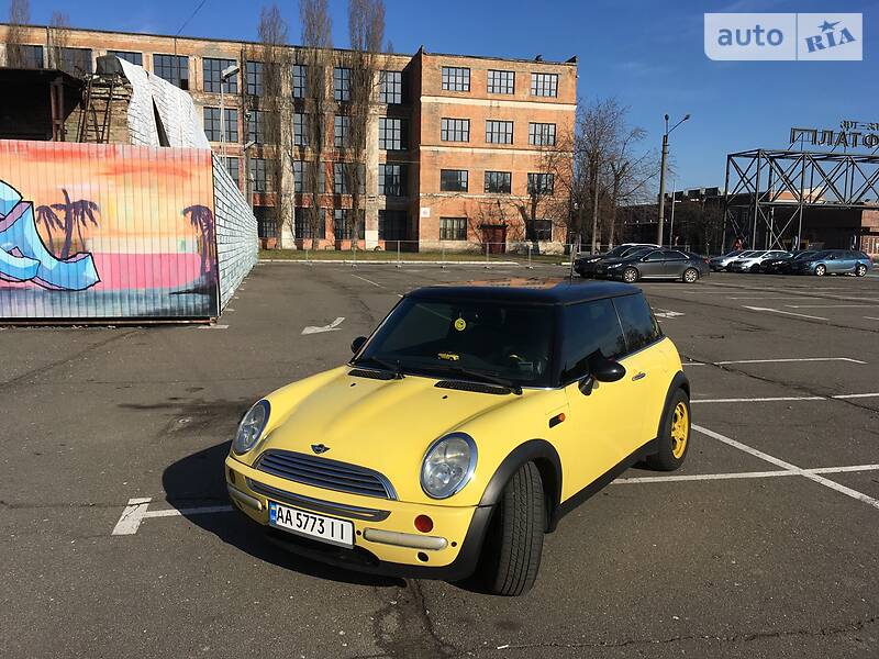 Хетчбек MINI Hatch 2003 в Києві