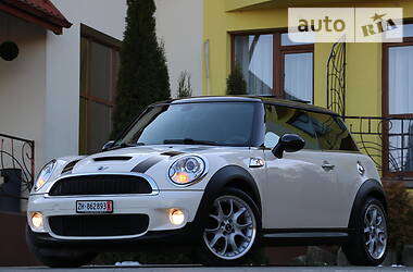 Хэтчбек MINI Hatch 2009 в Трускавце