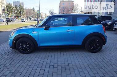 Хетчбек MINI Hatch 2018 в 
