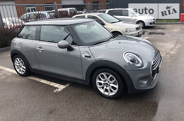 Купе MINI Hatch 2017 в 