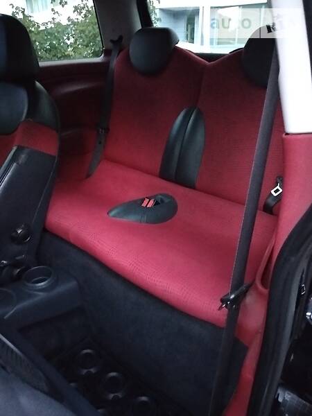 Хэтчбек MINI Hatch 2004 в Одессе