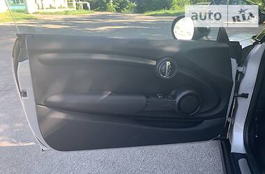 Хетчбек MINI Hatch 2014 в 