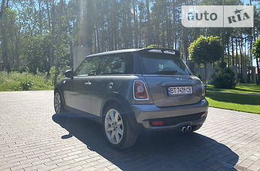 Хэтчбек MINI Hatch 2007 в Херсоне