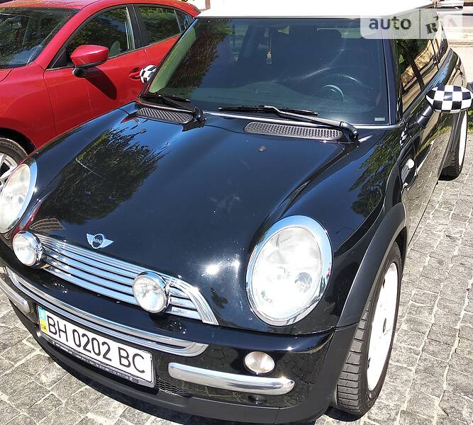 Хэтчбек MINI Hatch 2004 в Одессе