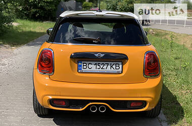 Хэтчбек MINI Hatch 2014 в Львове