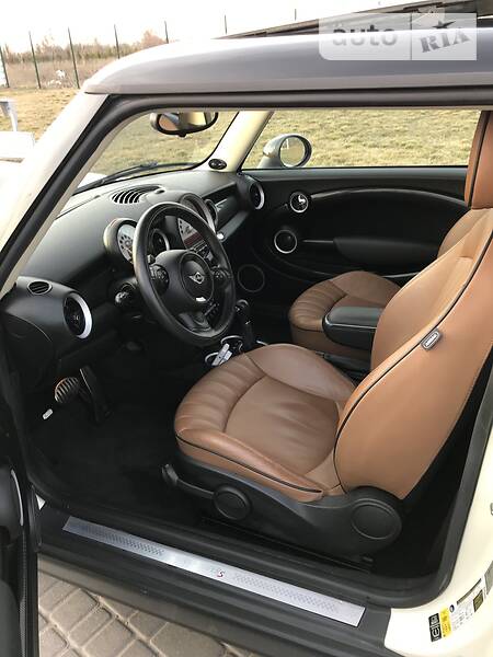 Хетчбек MINI Hatch 2013 в Миколаєві фото 5 Хетчбек MINI Hatch 2013 в Миколаєві