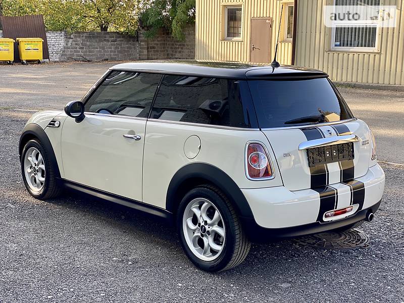 Хетчбек MINI Hatch 2013 в Києві фото 9 Хетчбек MINI Hatch 2013 в Києві