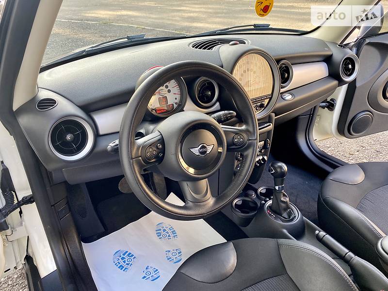 Хетчбек MINI Hatch 2013 в Києві фото 27 Хетчбек MINI Hatch 2013 в Києві