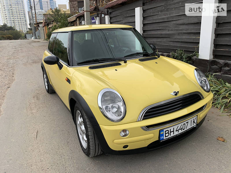 Хэтчбек MINI Hatch 2002 в Одессе