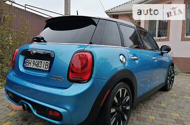 Хэтчбек MINI Hatch 2015 в Одессе