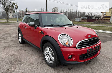 Хэтчбек MINI Hatch 2010 в 