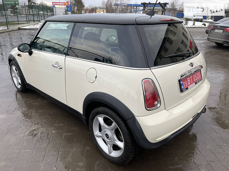 Купе MINI Hatch 2006 в Луцке