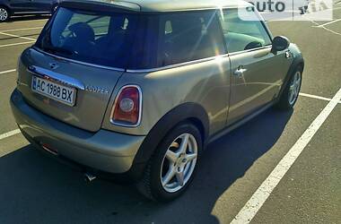 Хетчбек MINI Hatch 2010 в Луцьку