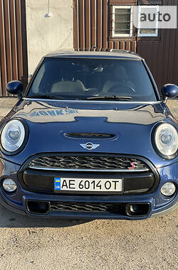 Хэтчбек MINI Hatch 2014 в 