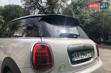 Хетчбек MINI Hatch 2020 в Києві