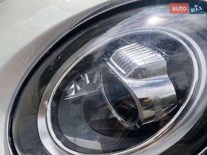Хетчбек MINI Hatch 2020 в Києві