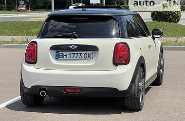 Хэтчбек MINI Hatch 2017 в Одессе