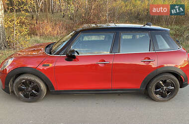 Хэтчбек MINI Hatch 2015 в Киеве