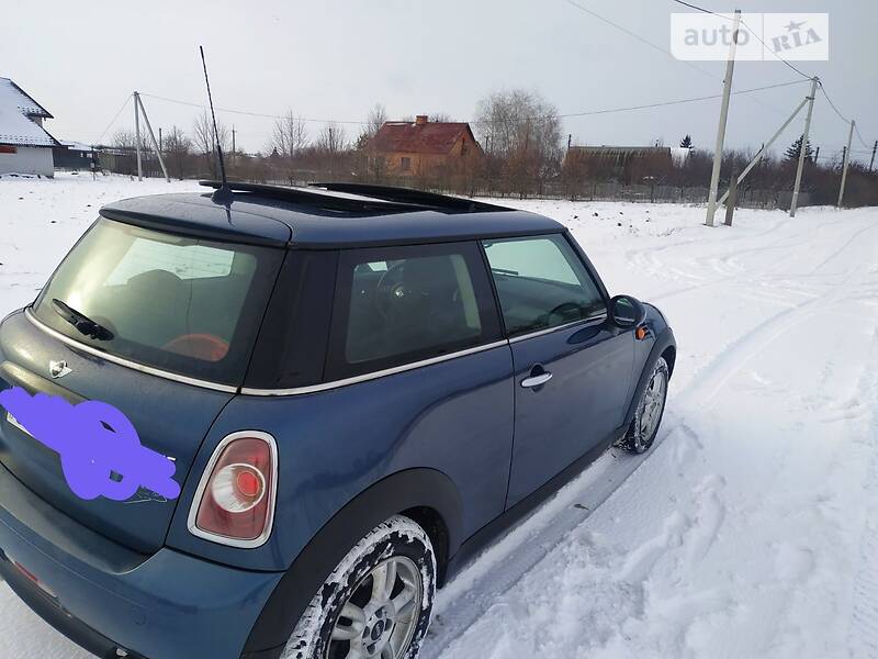 Хэтчбек MINI Hatch 2010 в Полтаве
