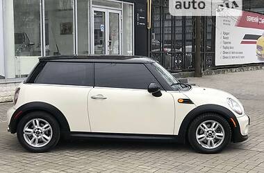 Хэтчбек MINI Hatch 2013 в 