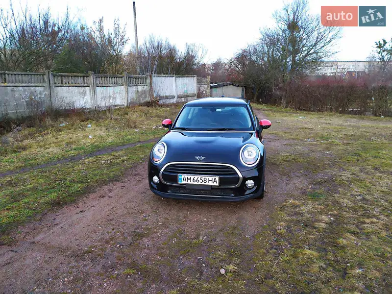 MINI Hatch 2019 VIN WMWXU3C53K2H88680 фото оголошення 19 з 55