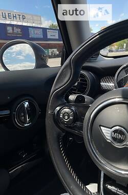 Хэтчбек MINI Hatch 2016 в Ивано-Франковске