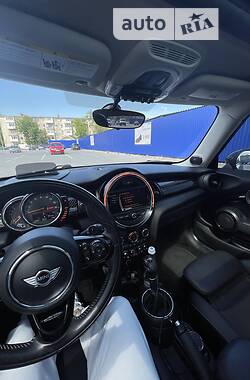 Хэтчбек MINI Hatch 2016 в 
