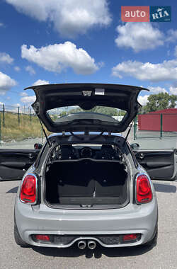 Хетчбек MINI Hatch 2019 в 