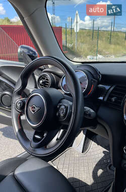 Хетчбек MINI Hatch 2019 в 