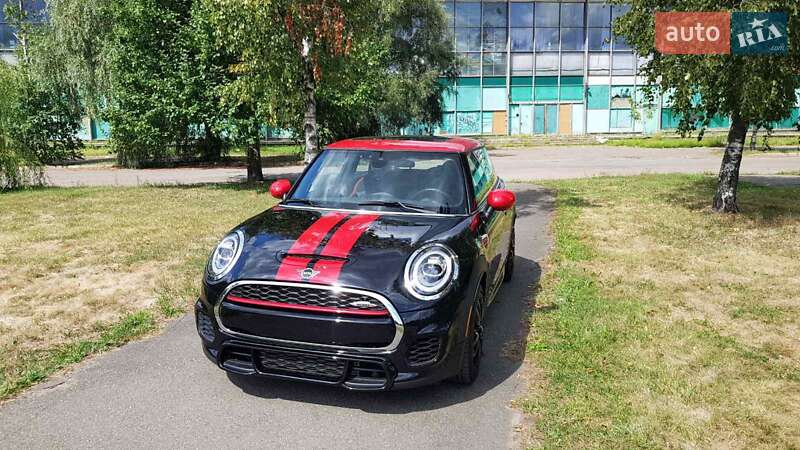Хетчбек MINI Hatch 2018 в 