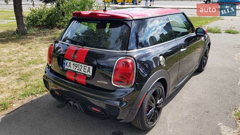 Хетчбек MINI Hatch 2018 в Києві