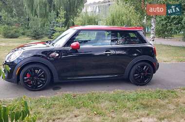 Хетчбек MINI Hatch 2018 в Києві
