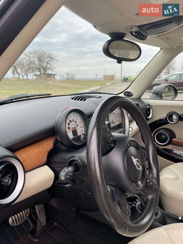 Хетчбек MINI Hatch 2011 в Білгороді-Дністровському