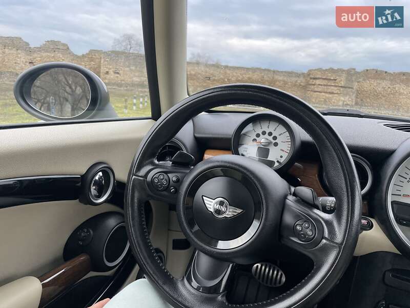 Хетчбек MINI Hatch 2011 в Білгороді-Дністровському