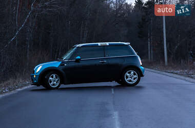 Хетчбек MINI Hatch 2006 в Житомирі