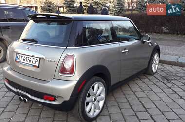 Седан MINI Hatch 2008 в Черновцах