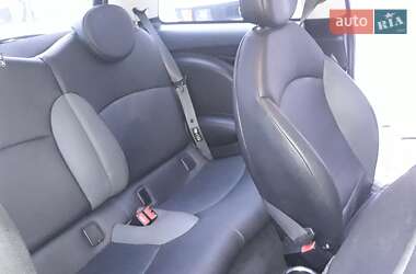 Седан MINI Hatch 2008 в Черновцах