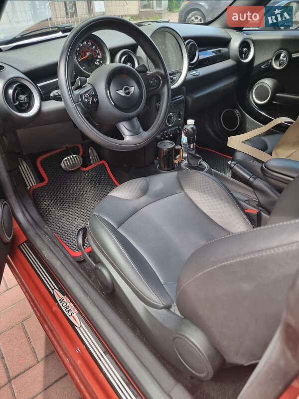 Купе MINI Hatch 2013 в Киеве