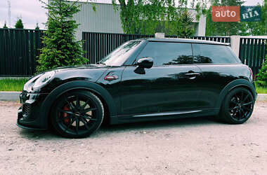 Хетчбек MINI Hatch 2017 в Києві