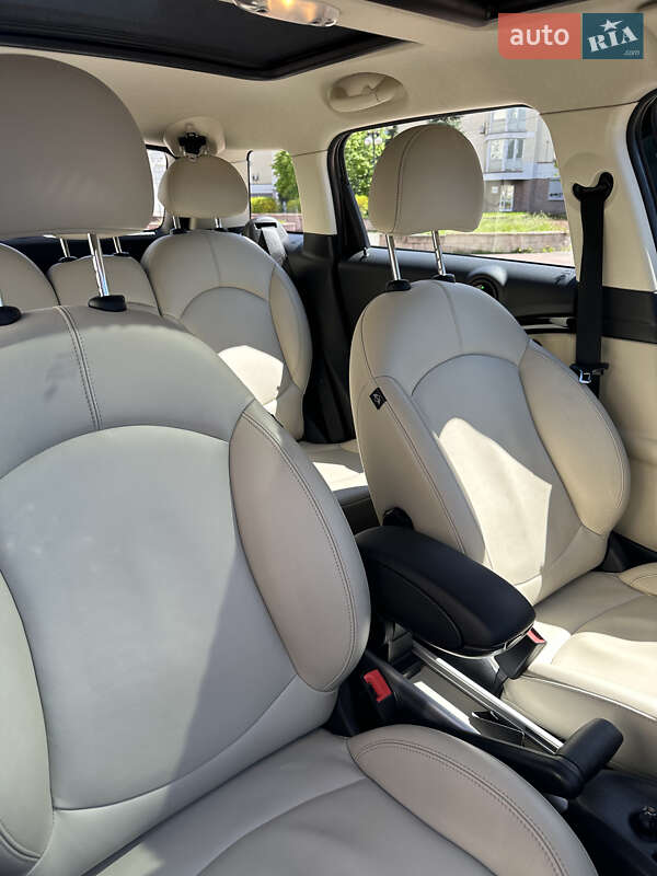 Хетчбек MINI Hatch 2013 в Києві