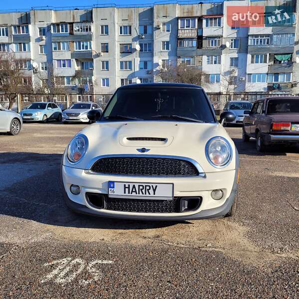 Хэтчбек MINI Hatch 2011 в Одессе
