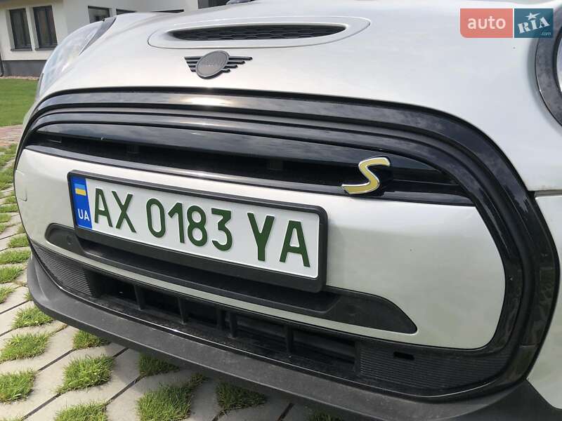 Купе MINI Hatch 2021 в Киеве