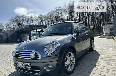 Седан MINI Hatch 2010 в Киеве